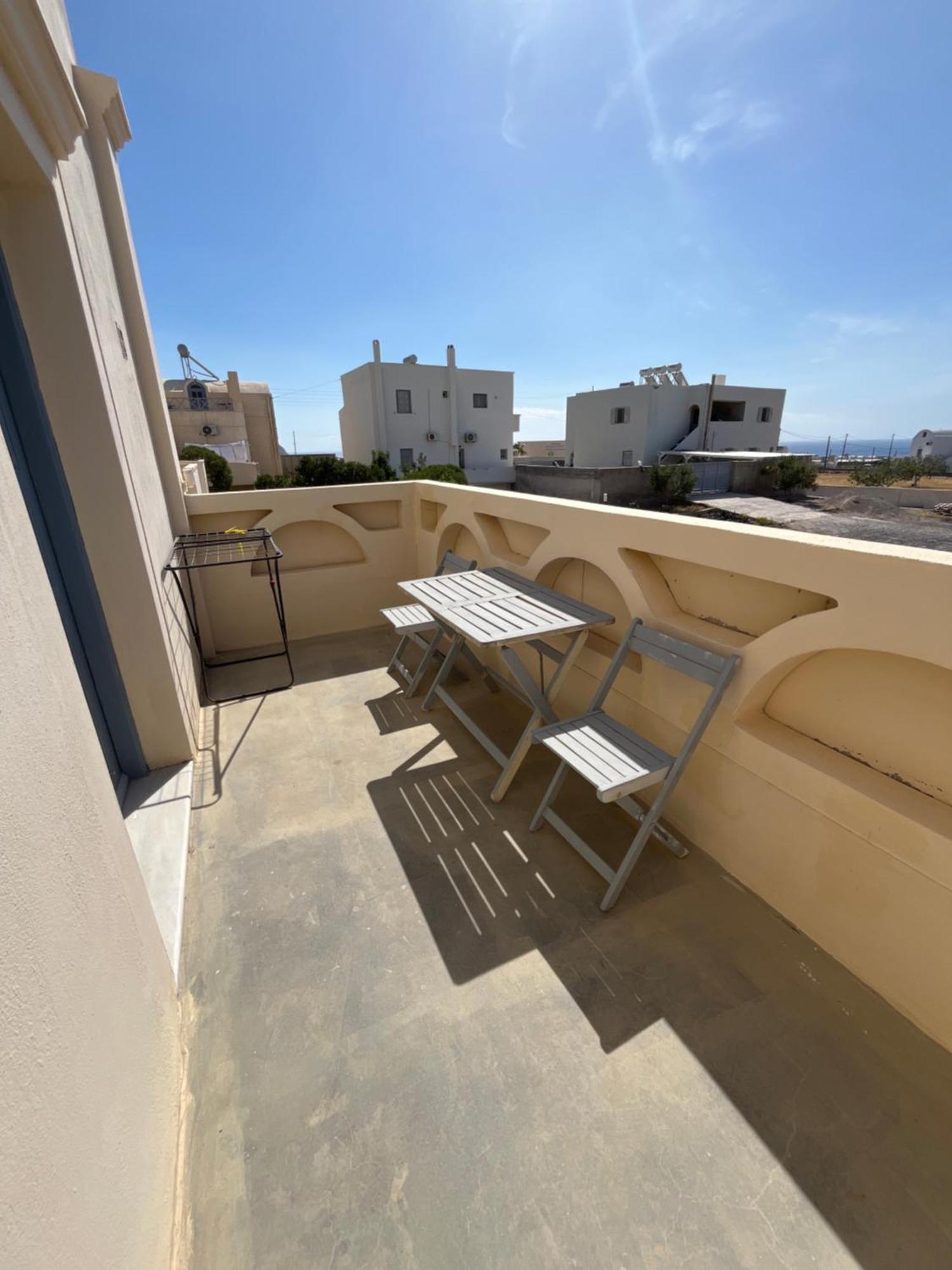 Leon Lux Apartments Perivolos  Buitenkant foto